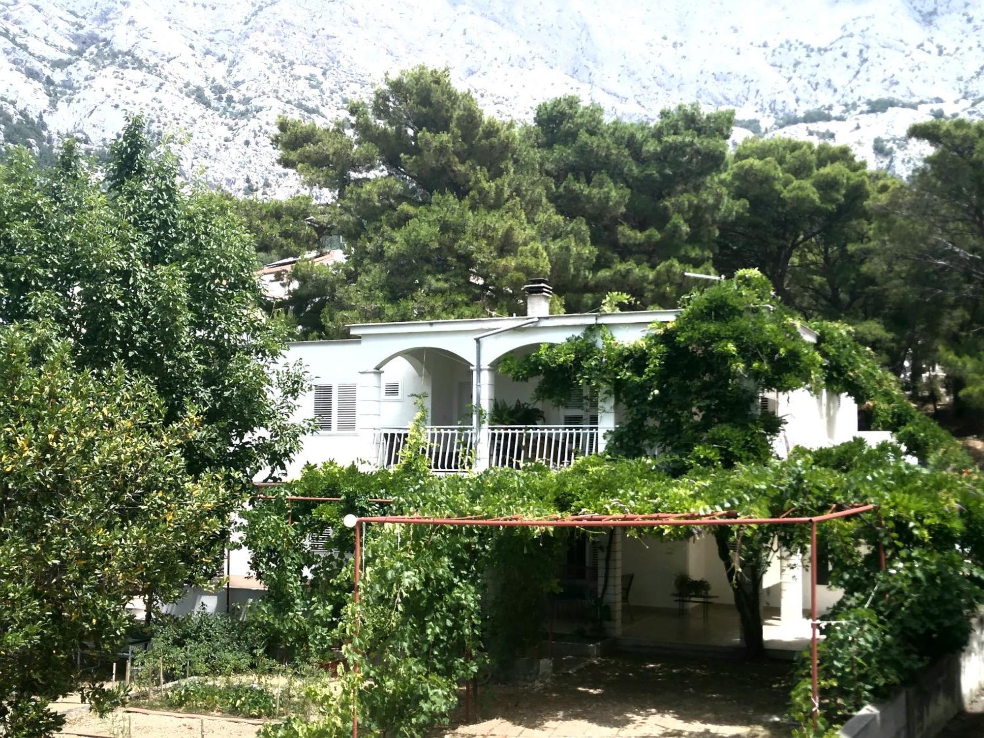 Apartment Krasna Baška Voda Exterior foto